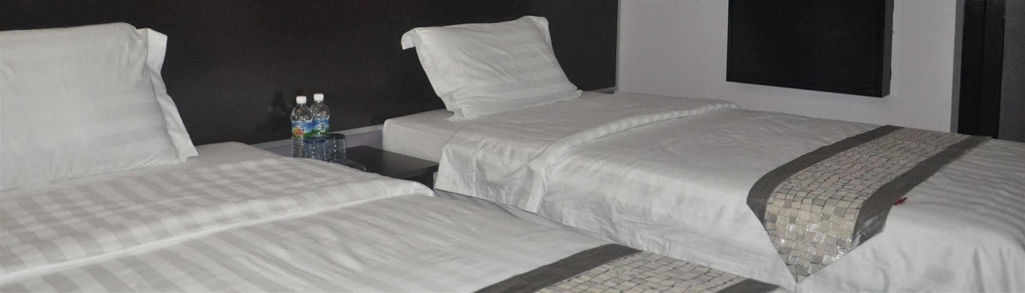 קוטה קינבלו Stay Inn מראה חיצוני תמונה